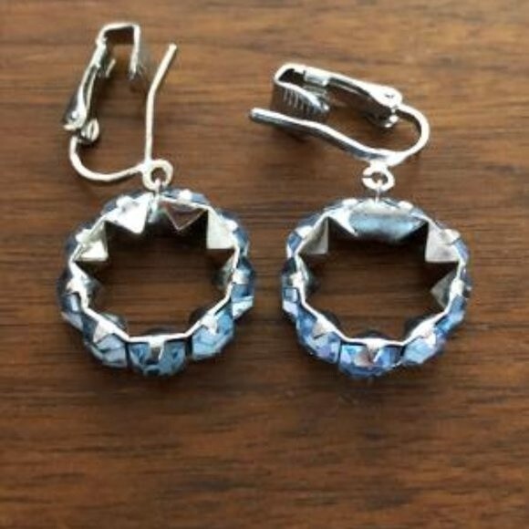 Light Blue Circle Rhinestone Clip-on Vintage Earrings - Picture 3 of 3